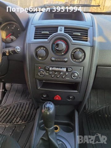 Рено Меган 1,5 dci 82 кс, за стягане или части, снимка 9 - Автомобили и джипове - 52874328