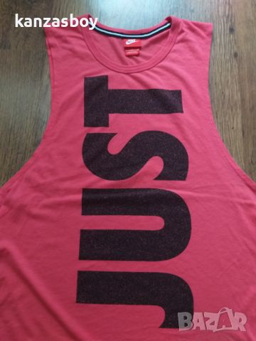 Nike Women's Signal Muscle Tank  - страхотен дамски потник М, снимка 1 - Потници - 46687406