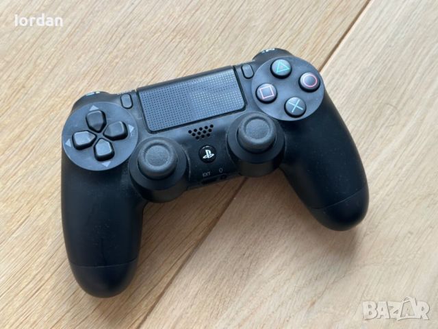 Контролер PS4 DualShock 4, снимка 1 - Аксесоари - 45481649