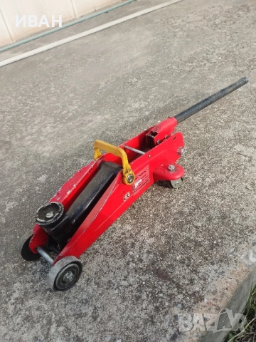 Продавам хидравличен крик"Крокодил", снимка 2 - Резервни части за машини - 52092607