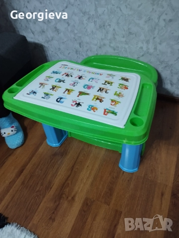 Детска масичка за рисуване 