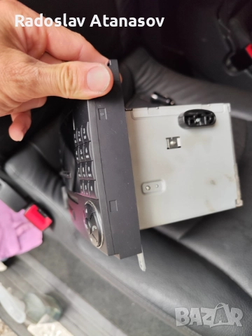 Оригинално радио Mercedes W639, снимка 5 - Аксесоари и консумативи - 52374934