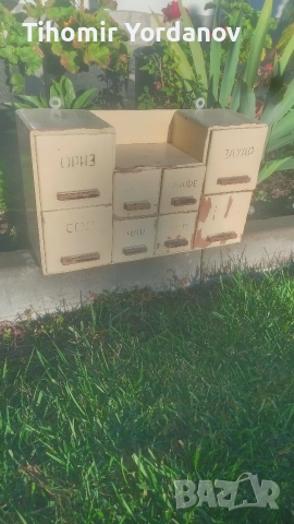 Шкаф за подправки., снимка 12 - Антикварни и старинни предмети - 54059710