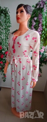 Бяла дълга кенарена рокля с розови цветя., снимка 4 - Рокли - 46877640
