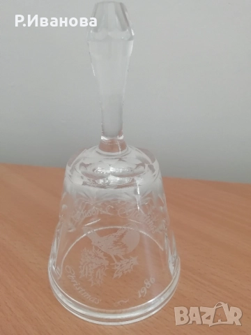 Красива кристална коледна камбанка , снимка 4 - Антикварни и старинни предмети - 52529142