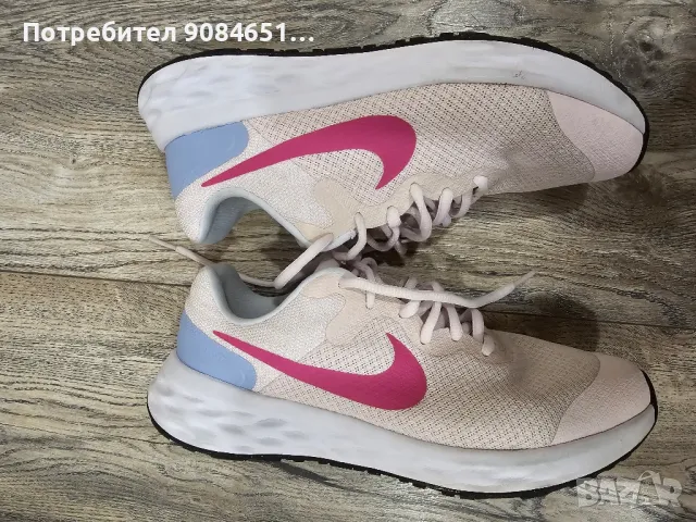 Nike маратонки за бягане Revolution 6 Nn (GS) DD1096 600 Розов, снимка 1 - Детски маратонки - 46873374