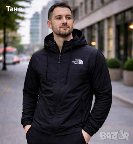 Мъжко спортно яке тип Ветровка The North Face 