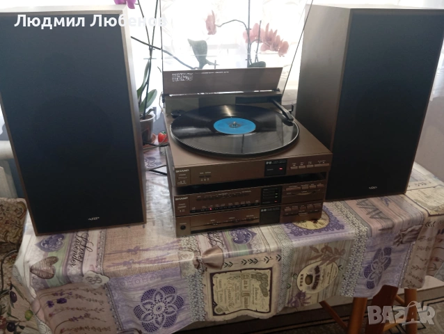 комплект Грамофон,рeсийвър и тонколони Sharp