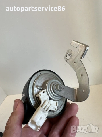 Сирена клаксон за Peugeot 3008 1.2T (2022) 002408, снимка 2 - Части - 53592103