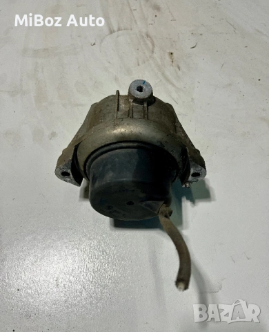 Тампон двигател БМВ E90 E91 E92 E93 BMW, снимка 2 - Части - 53138020