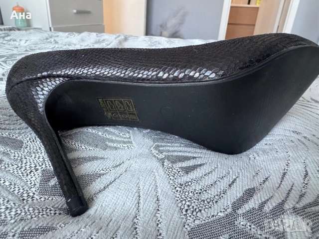 Черни обувки, снимка 2 - Дамски обувки на ток - 53907146