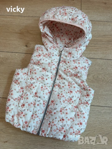 Елек/грейка с флорални мотиви Reserved, размер 86 и 98