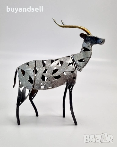 Метална скулптура Антилопа, снимка 3 - Колекции - 54038591