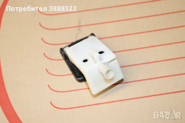 Toyota avensis 1.6 vvt-i t22 facelift лост за преден капак, снимка 2 - Части - 50344980