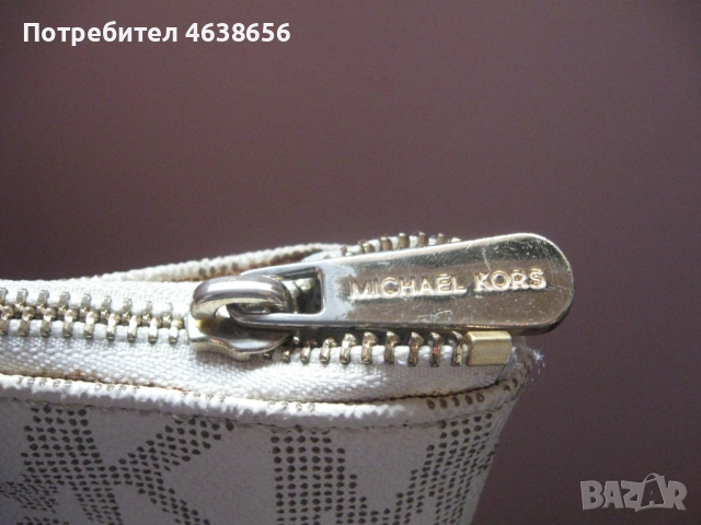 Michael Kors оригинална дамска чанта, снимка 8 - Чанти - 52499765