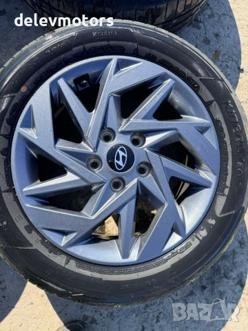 Джанти алуминиеви 5x114.3 16 цола 6.5J, ET46 с гуми 205/55/16 от Hyundai Elantra 7, 1.6 MPI двигател, снимка 7 - Гуми и джанти - 54114300