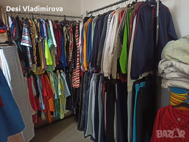Дрехи втора употреба , снимка 3 - Оборудване за магазин - 53471265