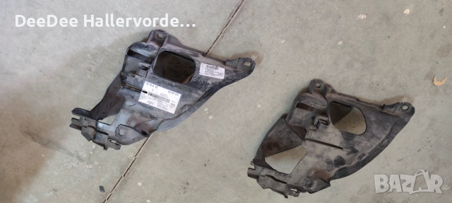 Фародържател десен Audi Q7 4L 4L0941614 преди фейса, снимка 2 - Части - 53883583