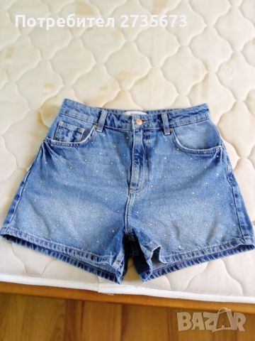 Дамски дънкови шорти р. 36, снимка 1 - Къси панталони и бермуди - 46018594
