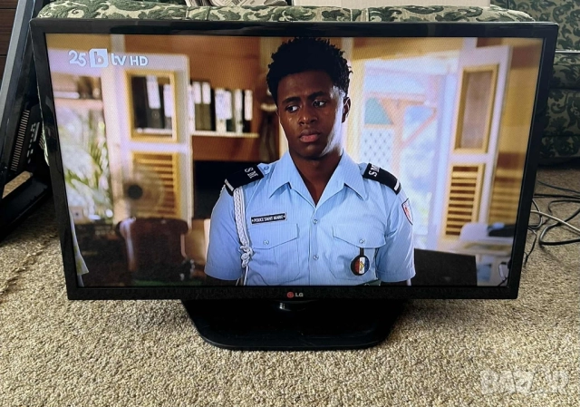 LG 32" LED Телевизор - перфектен, снимка 5 - Телевизори - 52177968