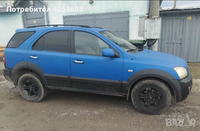 Kia Sorento 2.5 CRDI, снимка 2 - Автомобили и джипове - 52651655