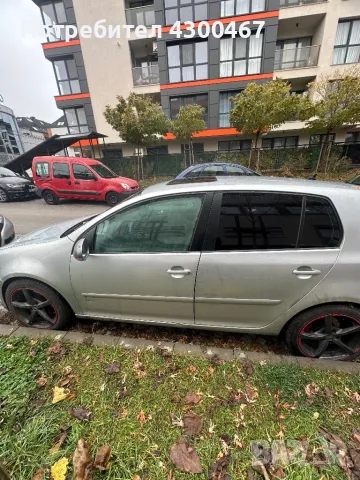 VW Golf 5, снимка 4 - Автомобили и джипове - 47977894