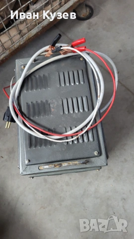 Зарядно за акумулатори 12/24 Волта 15 Ампера , снимка 6 - Друга електроника - 53516750