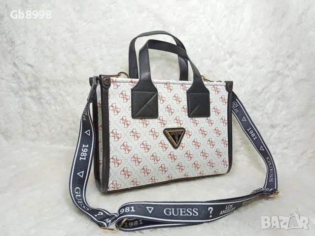 Чанта Guess, снимка 3 - Чанти - 46864220