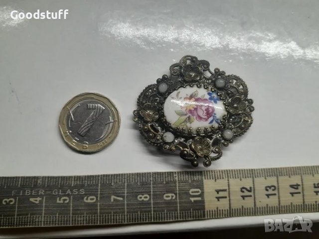 Брошка в стил Арт Деко, порцелан, филигран, гранулация, цветя

, снимка 5 - Антикварни и старинни предмети - 50132612