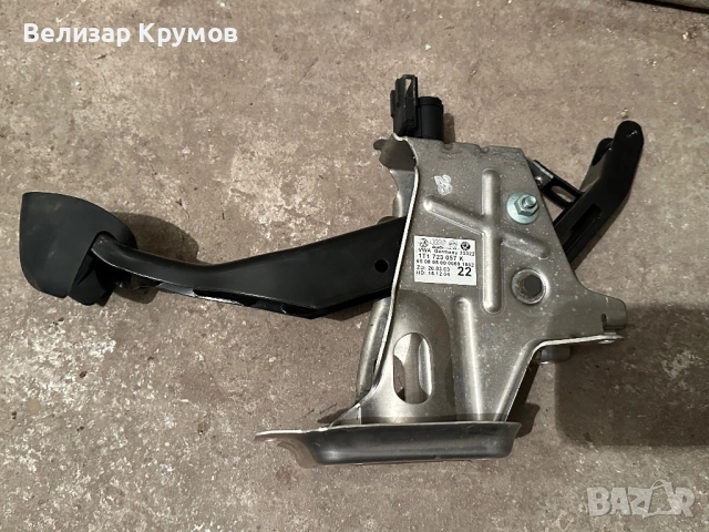 Педал за газта и спирачката и ръчна за фолксваген Touran автоматик, снимка 5 - Части - 51945127