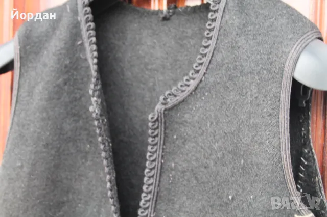 Черен вълнен сукман , снимка 3 - Антикварни и старинни предмети - 50404169