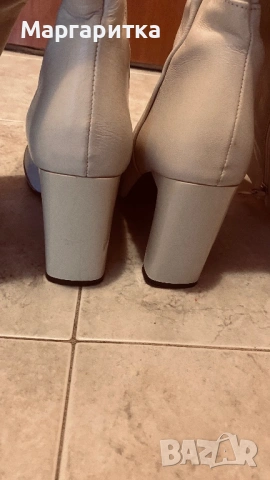 Продавам изгодно ботуши!, снимка 3 - Дамски ботуши - 53097111
