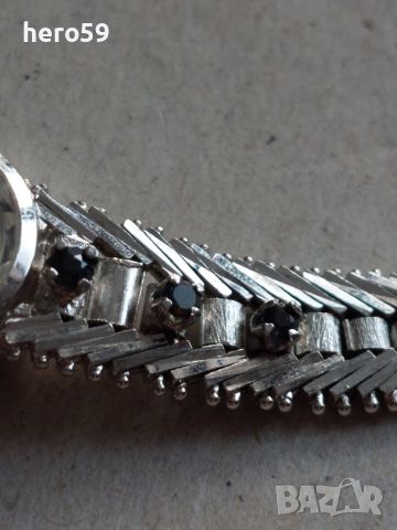Сребърен дамски швейцарски механичен часовник със сапфири , снимка 8 - Дамски - 45195487