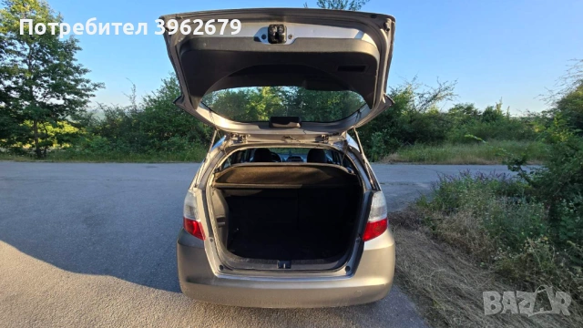 Honda jazz 1.4 i, снимка 7 - Автомобили и джипове - 53119077