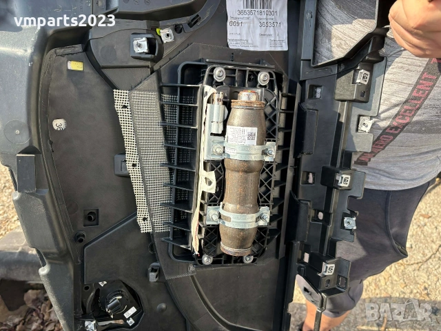 Арматурно шито табло Audi A8 D4 Ауди А8 , снимка 8 - Части - 53758659