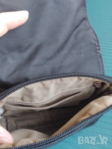 Samsonite - 100% оригинална луксозна чантичка за кръст  / Паласка, снимка 4 - Чанти - 52850083