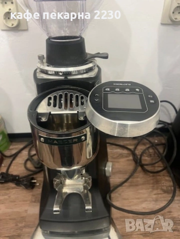 Професионална кафемелачка MAZZER MAJOR V electronic, снимка 4 - Кафемашини - 43534021