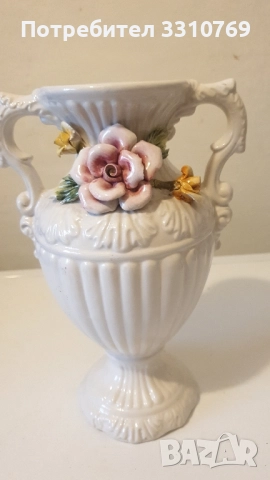 Красиви вази с бял порцелан., снимка 3 - Вази - 52568777