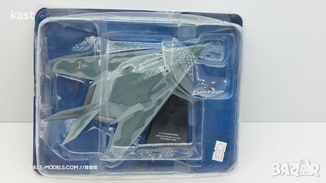 KAST-Models Умален модел на F-117A NIGHTHAWK Hachette 1/100, снимка 7 - Колекции - 46068333