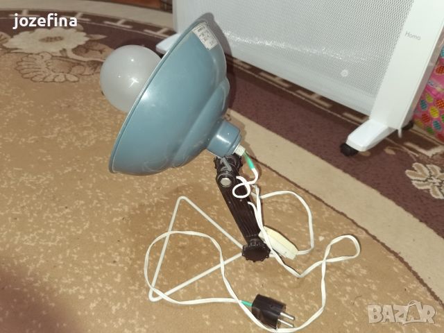 Професионална лампа със силна крушка, снимка 3 - Светкавици, студийно осветление - 46312069