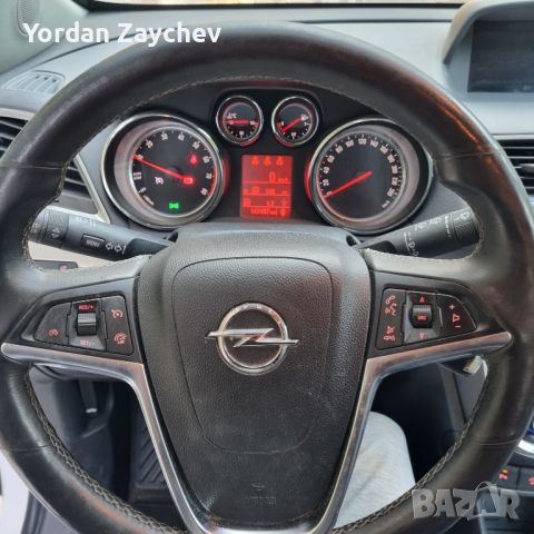 Opel Mokka 1.4 Turbo 4x4 Cosmo всички екстри, снимка 3 - Автомобили и джипове - 46805028