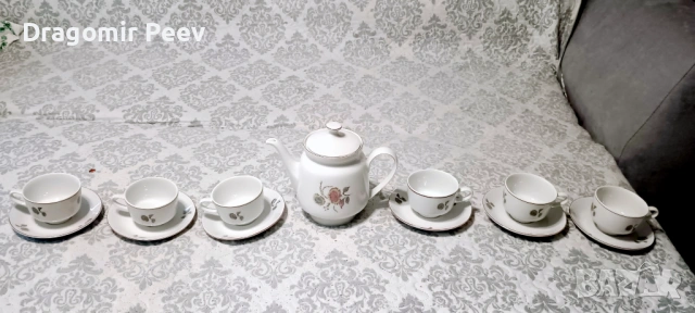 Ретро порцеланов сервиз за чай „Китка“ Нови пазар Перфектно състояние