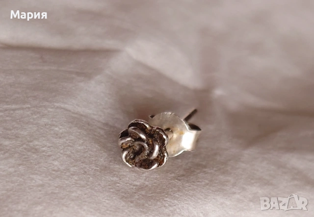 Обеца с роза