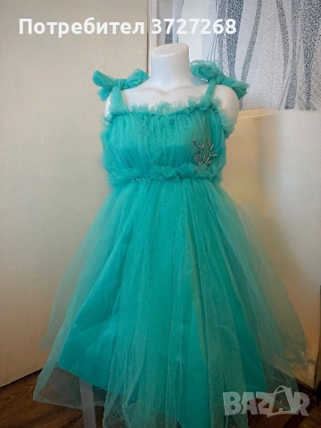 Къси бални рокли