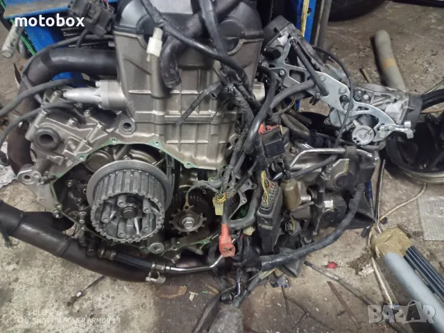 На части  Yamaha Fazer 600 модел 2000 г., снимка 5 - Части - 49912242