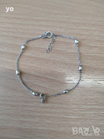 Нежна сребърна гривна 