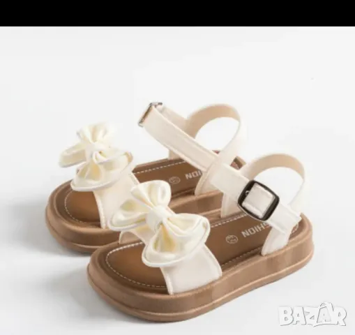 детски сандали 