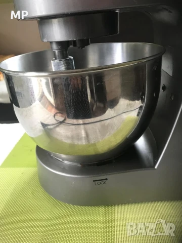 Кухненски робот Bomann KM 370 CB 1200W, снимка 3 - Други - 50852892