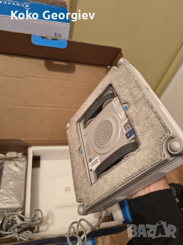 НОВ!!! Робот за прозорци и стъкла - Ecovacs Winbot MINI, снимка 5 - Парочистачки и Водоструйки - 53938851