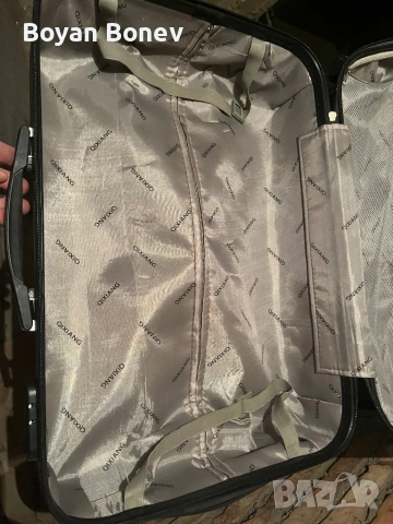 Куфар с твърди страни поликарбонат , снимка 5 - Куфари - 53598970